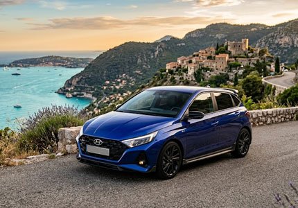 Hyundai i20 (Manual/Auto)